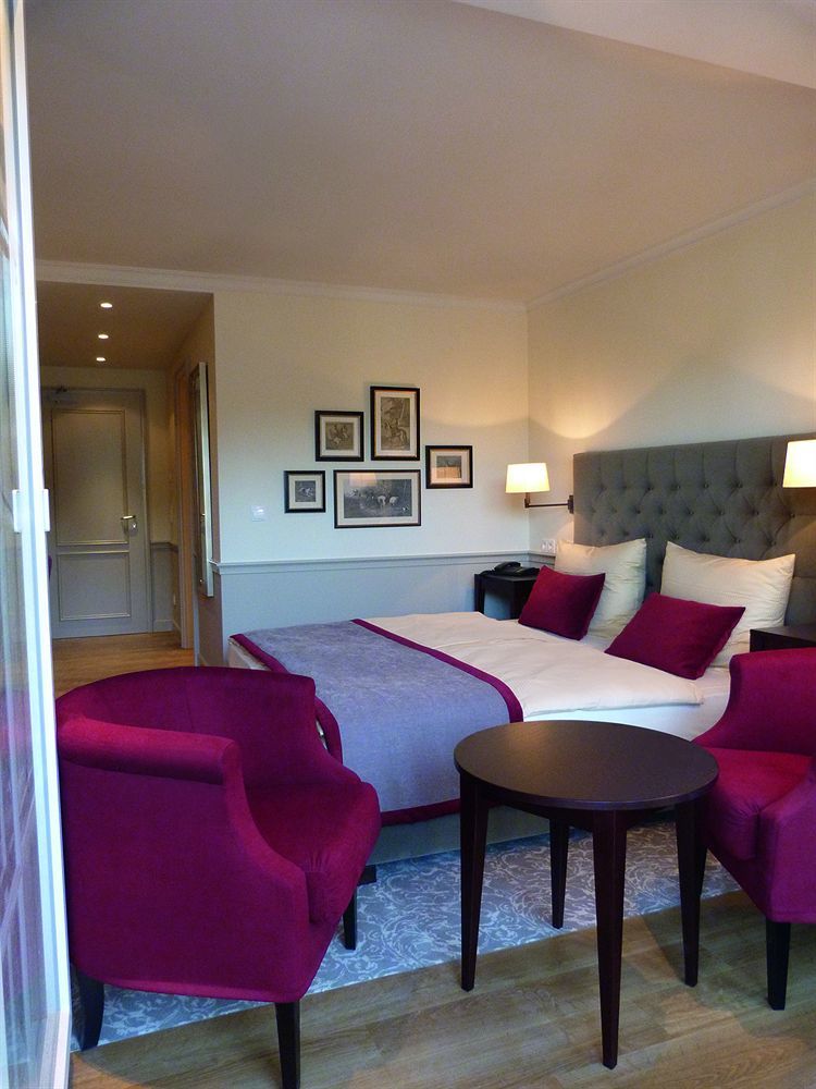 Parkhotel Surenburg Герстель Екстер'єр фото