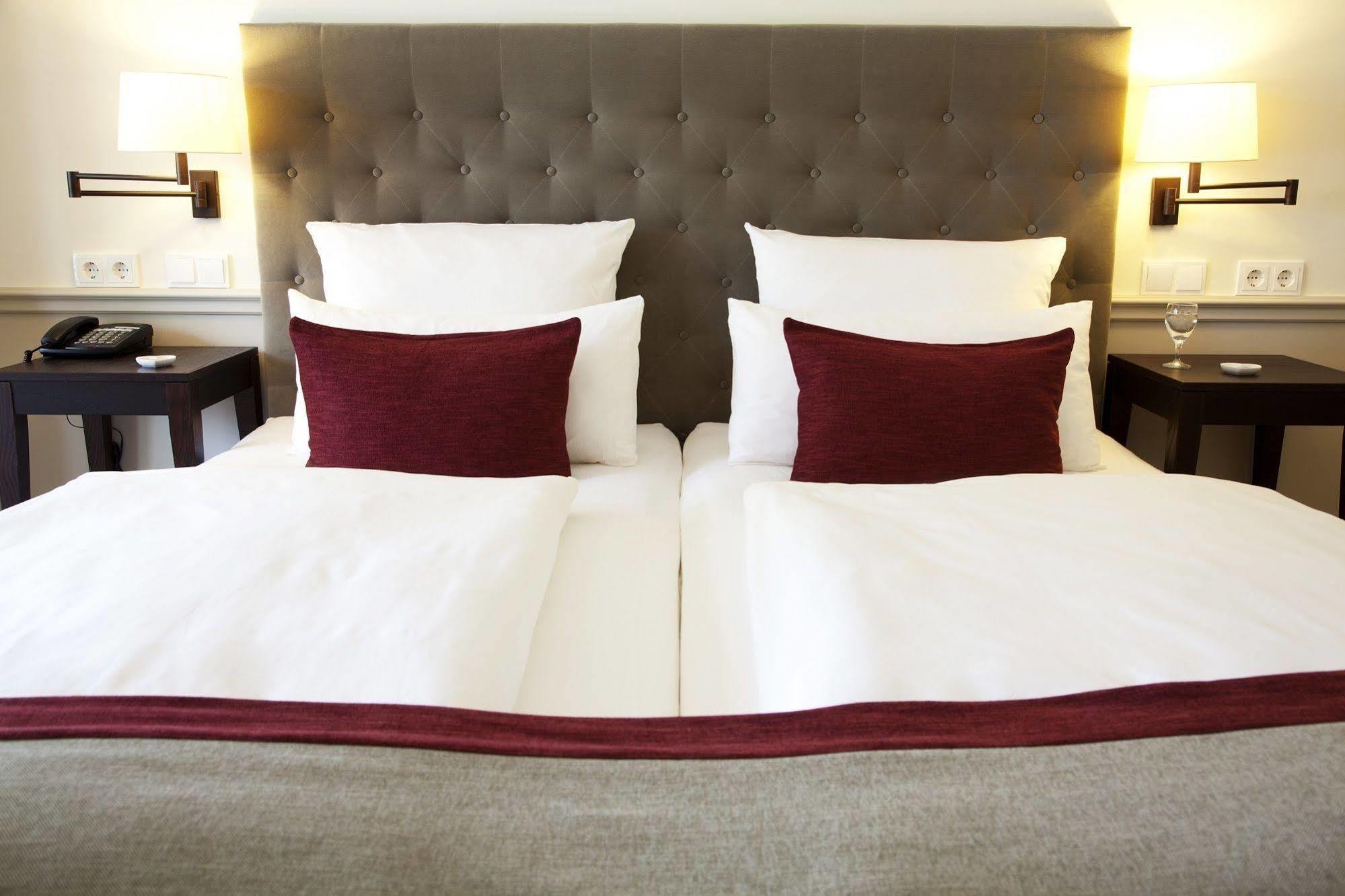 Parkhotel Surenburg Герстель Екстер'єр фото
